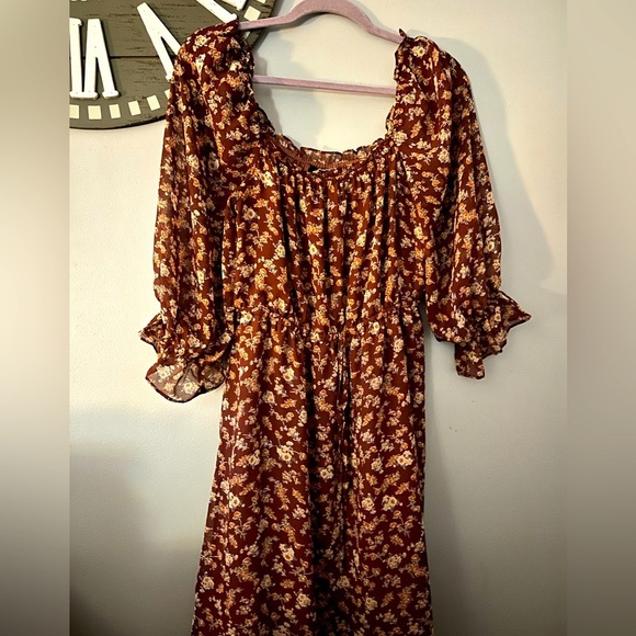 Vici Dresses & Skirts - 🎉3/20 Vici long maroon burgundy floral maxi dress size large